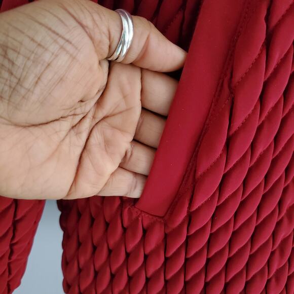 Gallery Deep Red Faux Fur Collar Quilted Jacket Size L - Picture 5 of 11